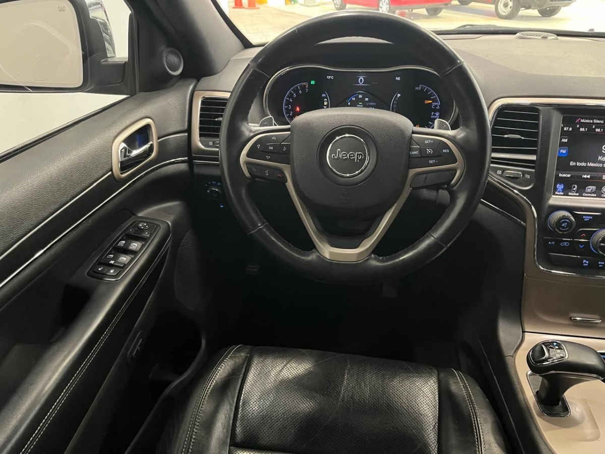 2015 Jeep Grand Cherokee 5p Limited Lujo 4x2 V6/3.6 Aut
