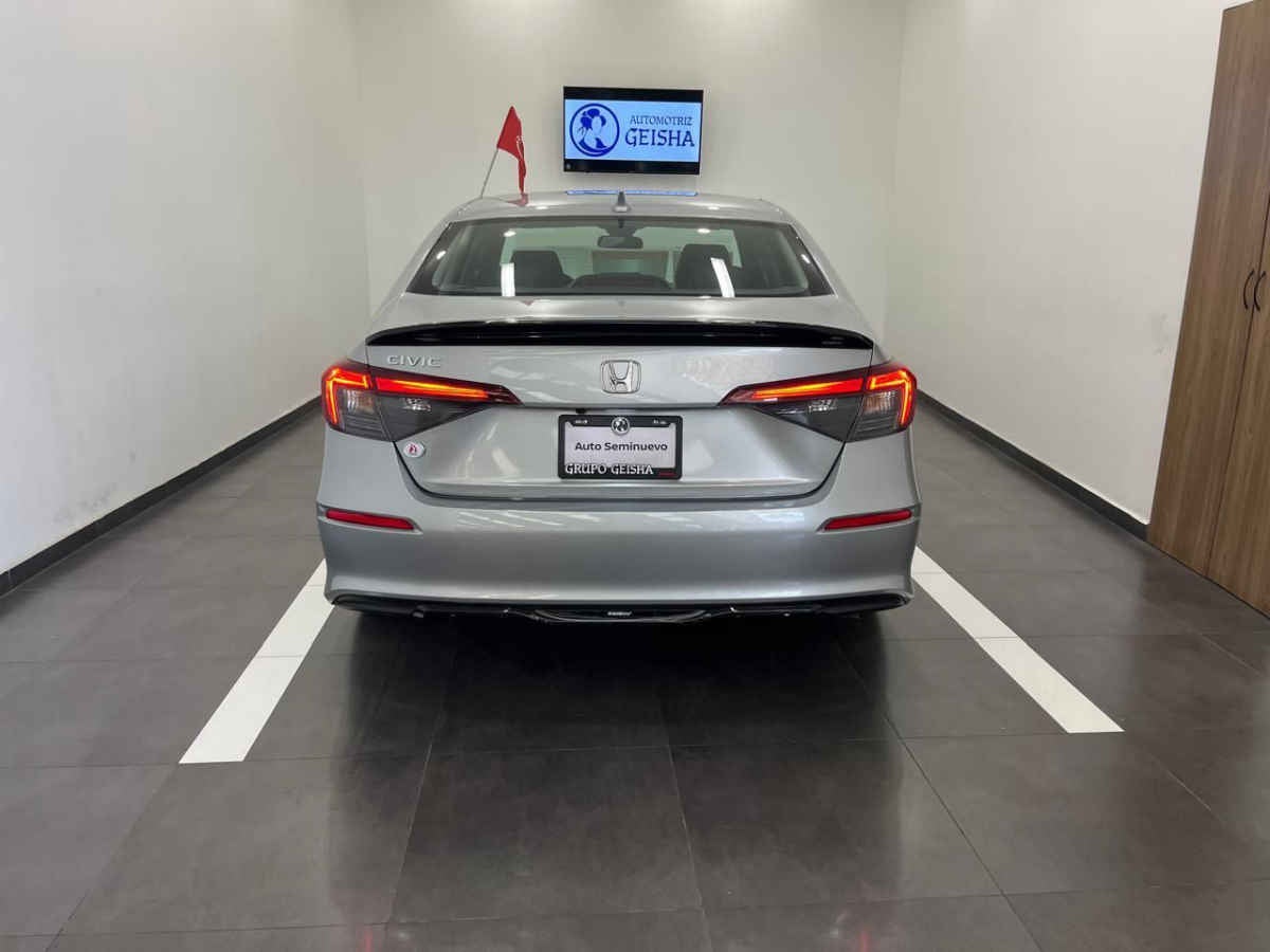 2025 Honda Civic 4p i-Style L4/2.0 Aut