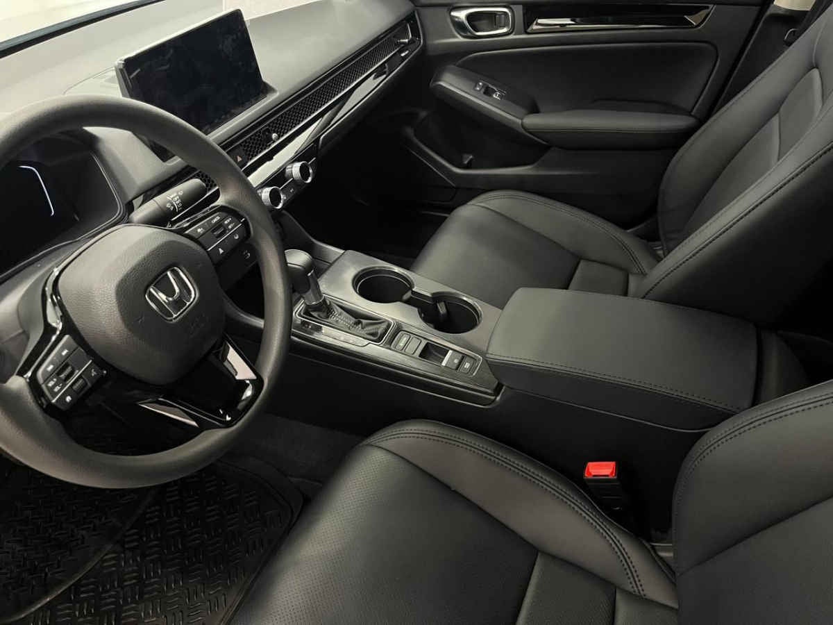 2025 Honda Civic 4p i-Style L4/2.0 Aut