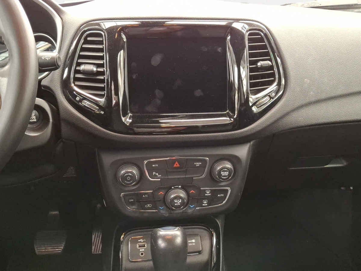 2020 Jeep Compass 5p Limited 4x2 L4/2.4 Aut