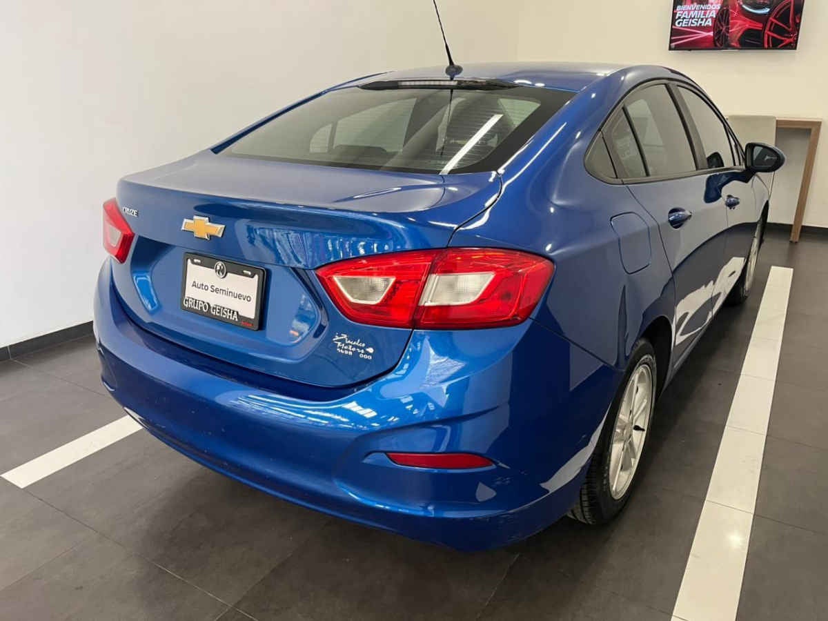 2017 Chevrolet Cruze 4p LS L4/1.4/T Aut