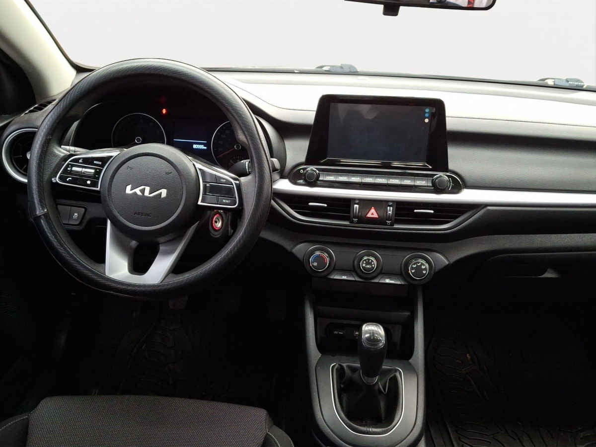 2023 Kia FORTE SEDAN 4p L L4/2.0 Man