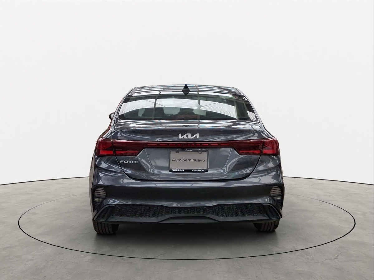 2023 Kia FORTE SEDAN 4p L L4/2.0 Man