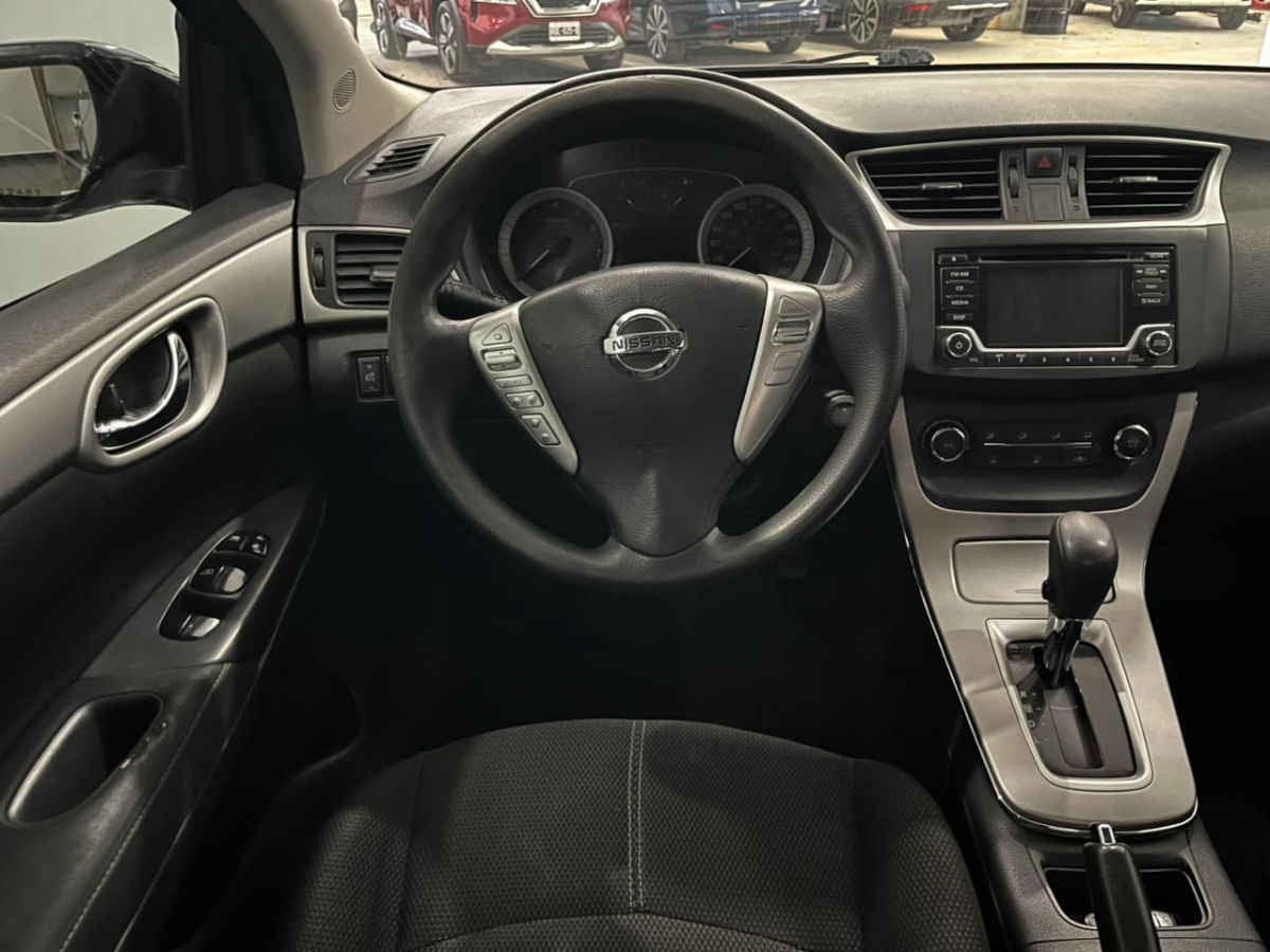 2016 Nissan Sentra 4p Advance L4/1.8 Aut