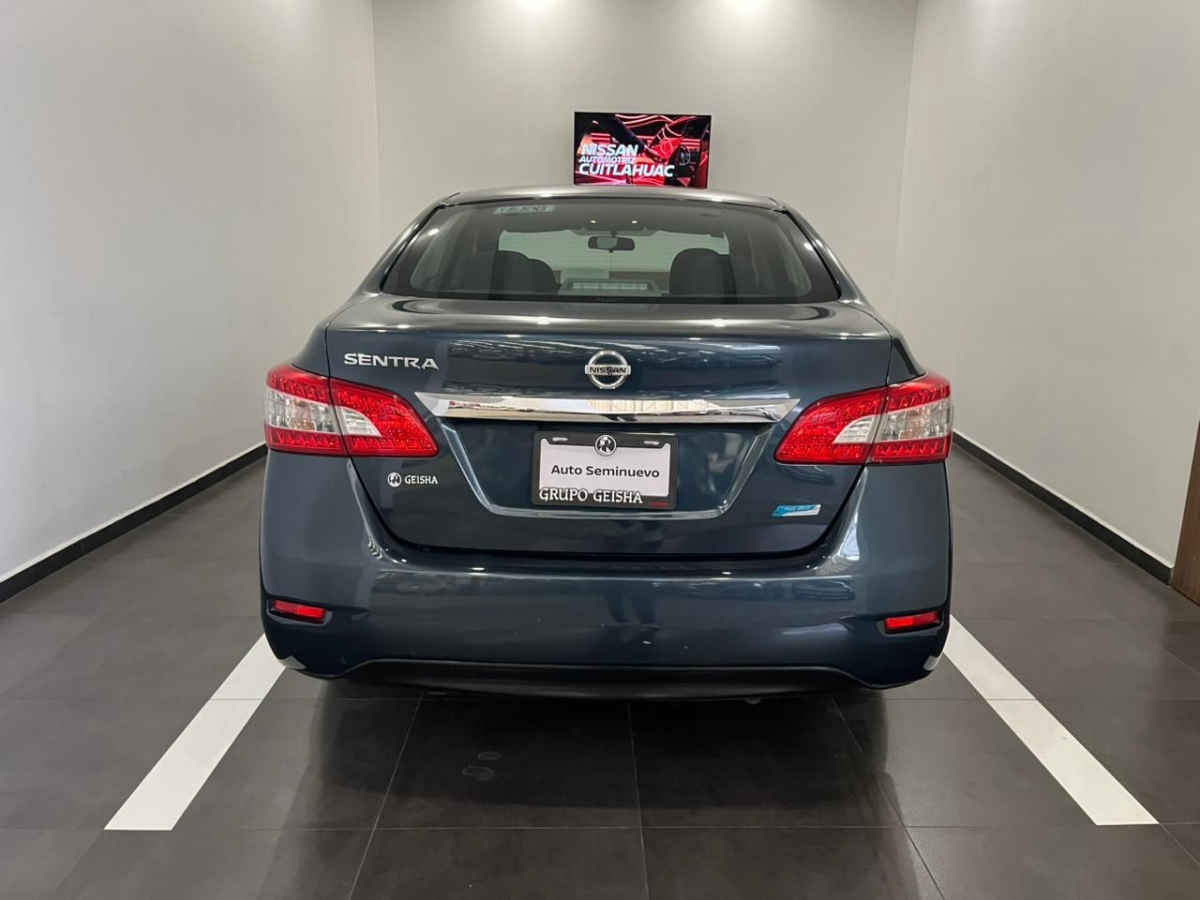 2016 Nissan Sentra 4p Advance L4/1.8 Aut