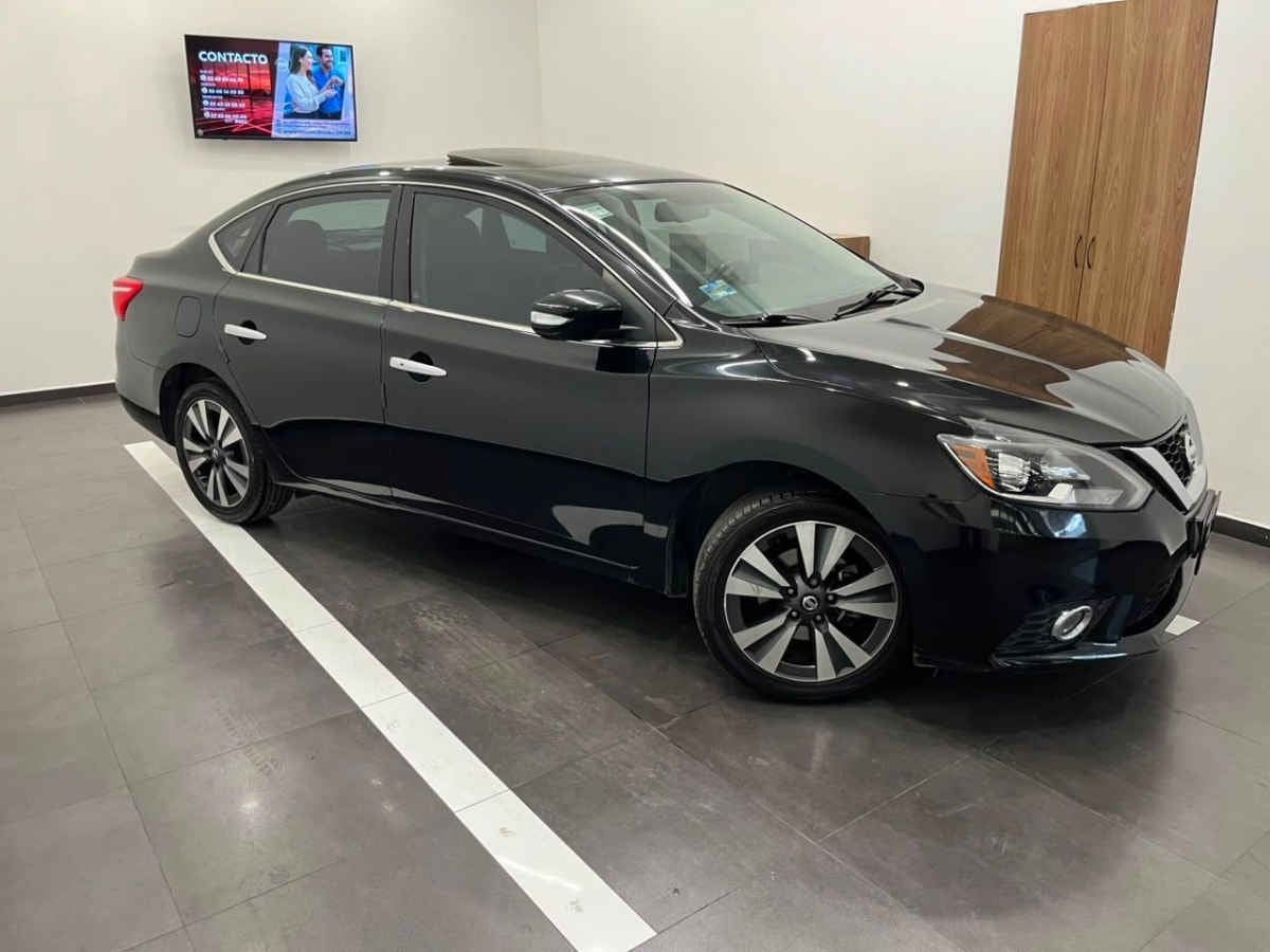 2017 Nissan Sentra 4p Exclusive L4/1.8 Aut Nave