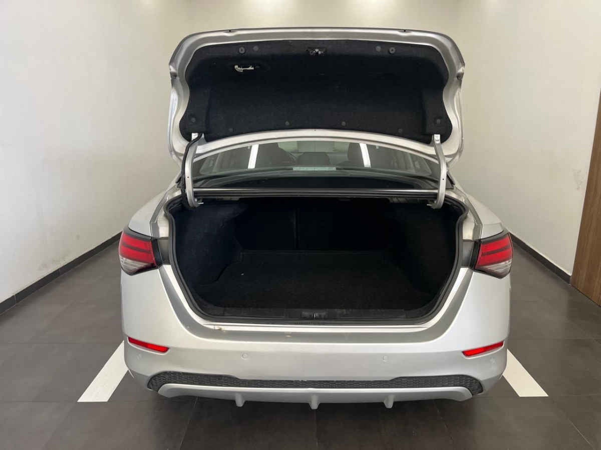 2021 Nissan Sentra 4p Advance L4/2.0 Aut