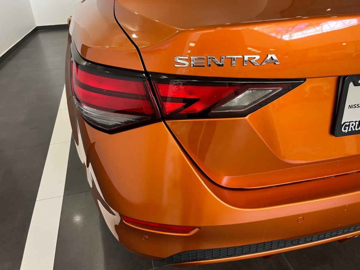 2023 Nissan Sentra 4p Advance L4/2.0 Man