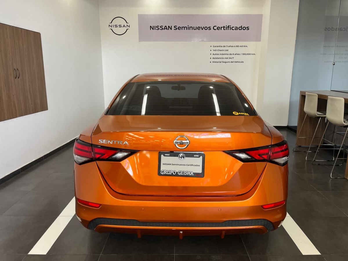 2023 Nissan Sentra 4p Advance L4/2.0 Man