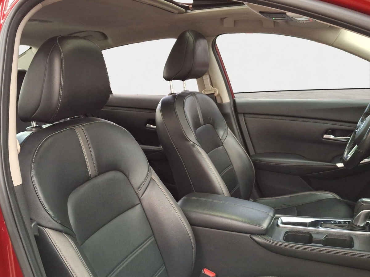 2023 Nissan Sentra 4p SR Platinum L4/2.0 Aut