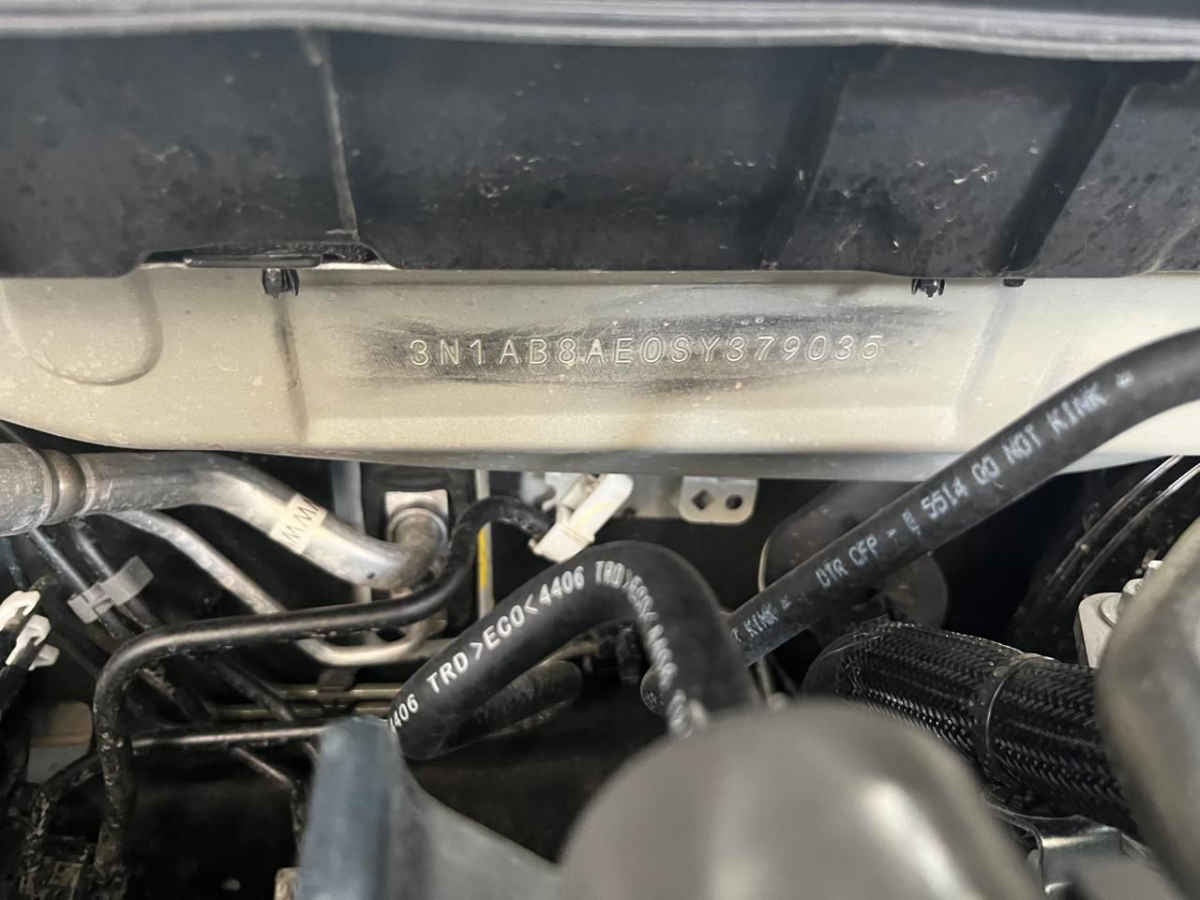 2025 Nissan Sentra 4p SR Platinum L4/2.0 Aut