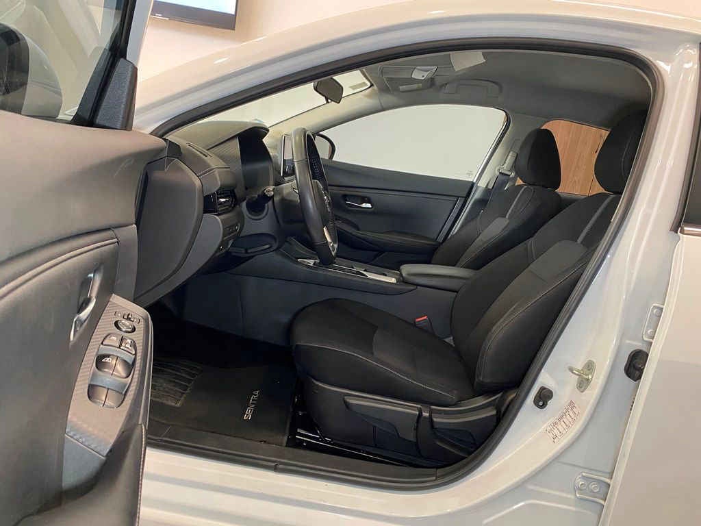 2023 Nissan Sentra 4p Advance L4/2.0 Aut