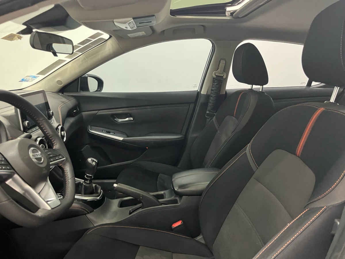 2020 Nissan Sentra 4p SR L4/2.0/T Man