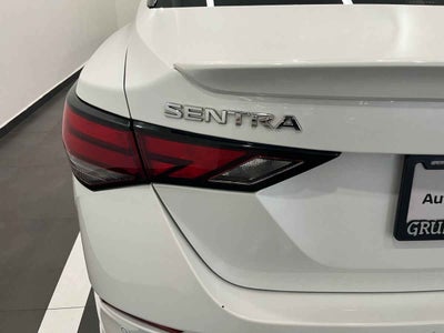 2020 Nissan Sentra 4p SR L4/2.0/T Man