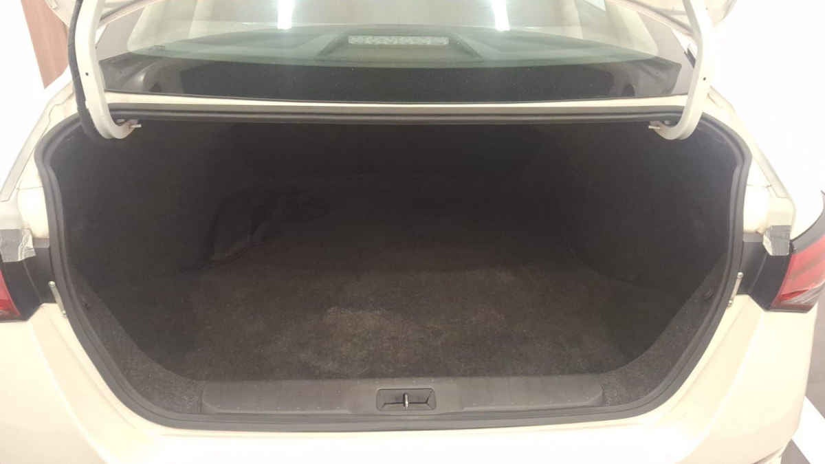 2021 Nissan Sentra 4p Sense L4/2.0 Man