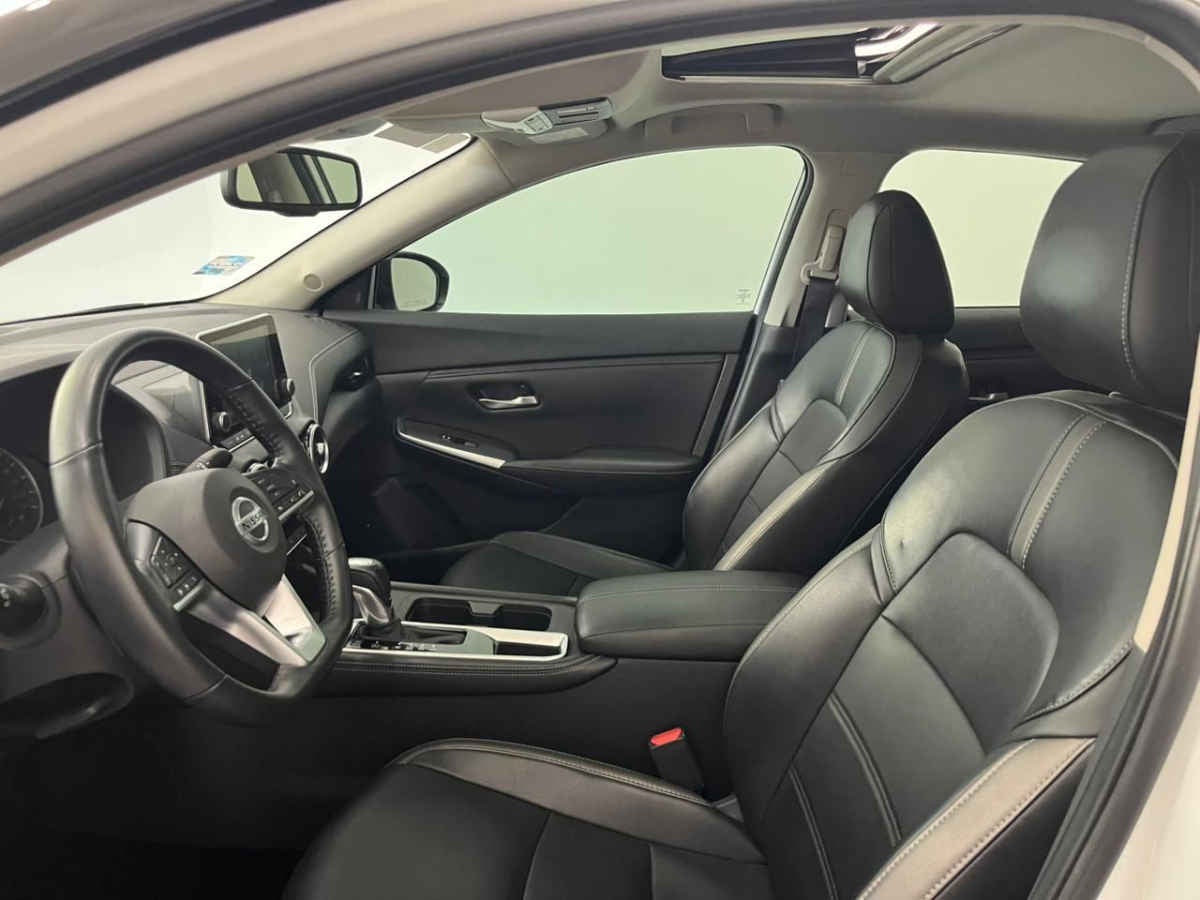 2023 Nissan Sentra 4p SR Platinum L4/2.0 Aut