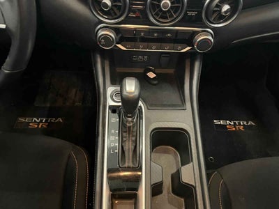 2021 Nissan Sentra 4p SR Bi-tono L4/2.0 Aut