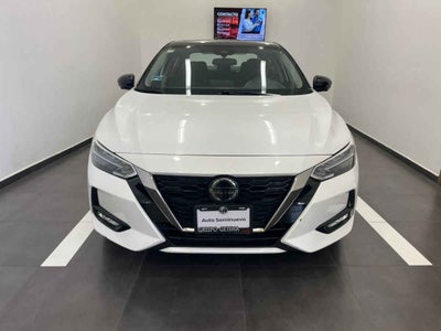 2021 Nissan Sentra 4p SR Bi-tono L4/2.0 Aut