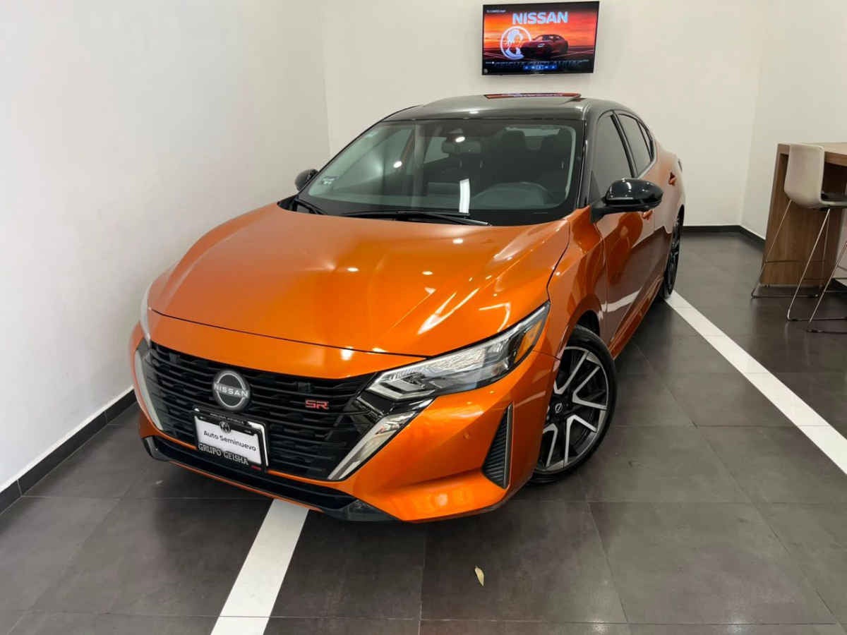 2024 Nissan Sentra 4p SR Platinum Bi-tono L4/2.0 Aut