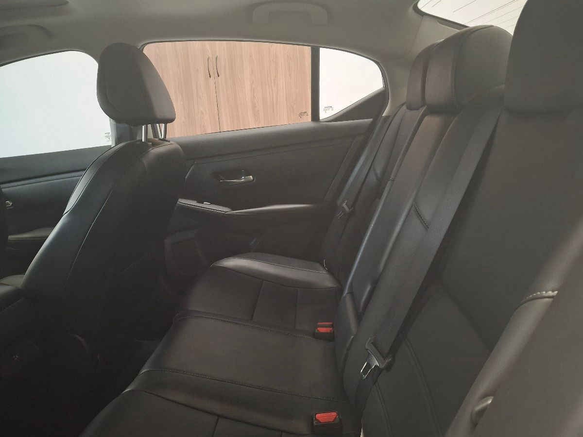 2023 Nissan Sentra 4p SR Platinum L4/2.0 Aut