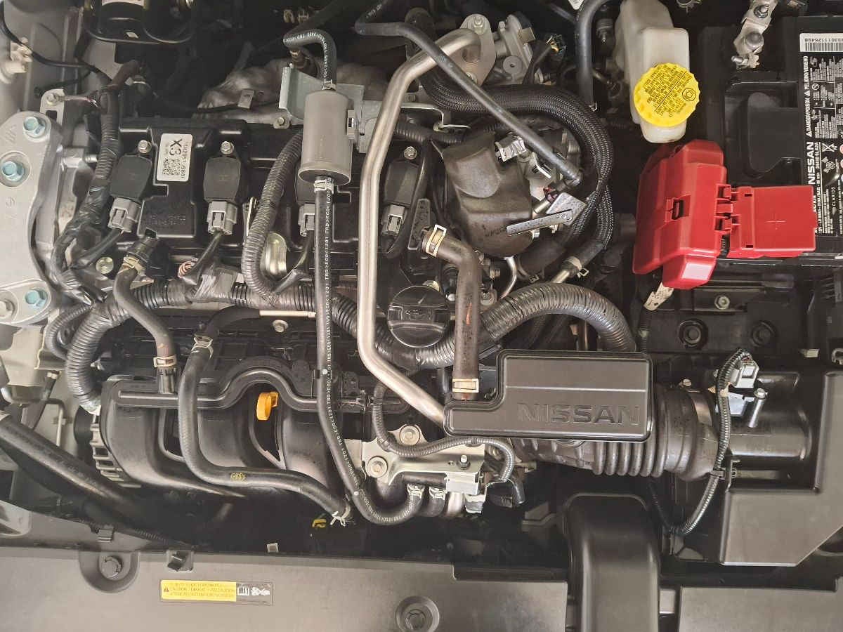 2023 Nissan Sentra 4p SR Platinum L4/2.0 Aut