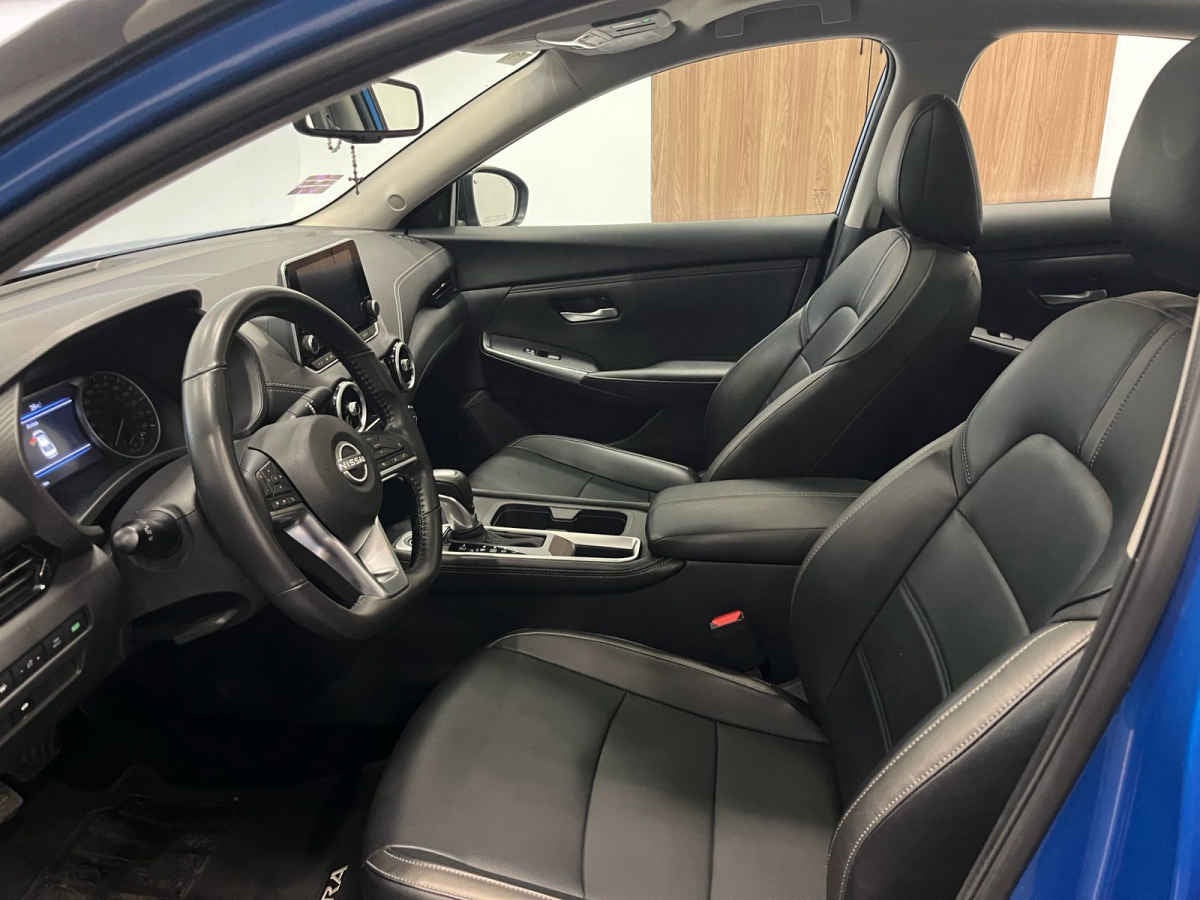 2024 Nissan Sentra 4p SR Platinum Bi-tono L4/2.0 Aut