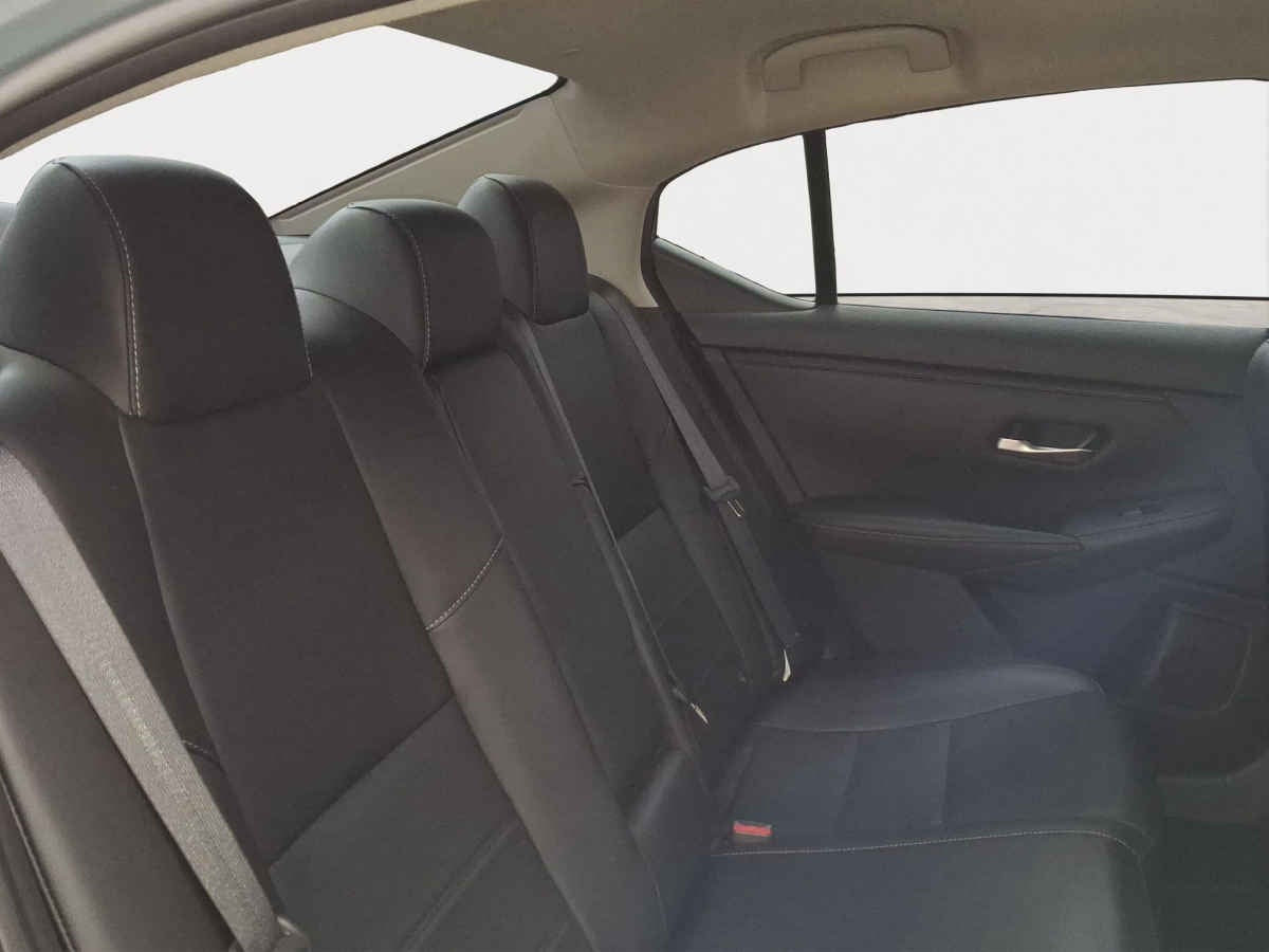 2025 Nissan Sentra 4p SR L4/2.0 Aut