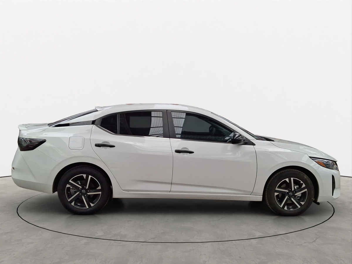 2025 Nissan Sentra 4p Sense L4/2.0 Man