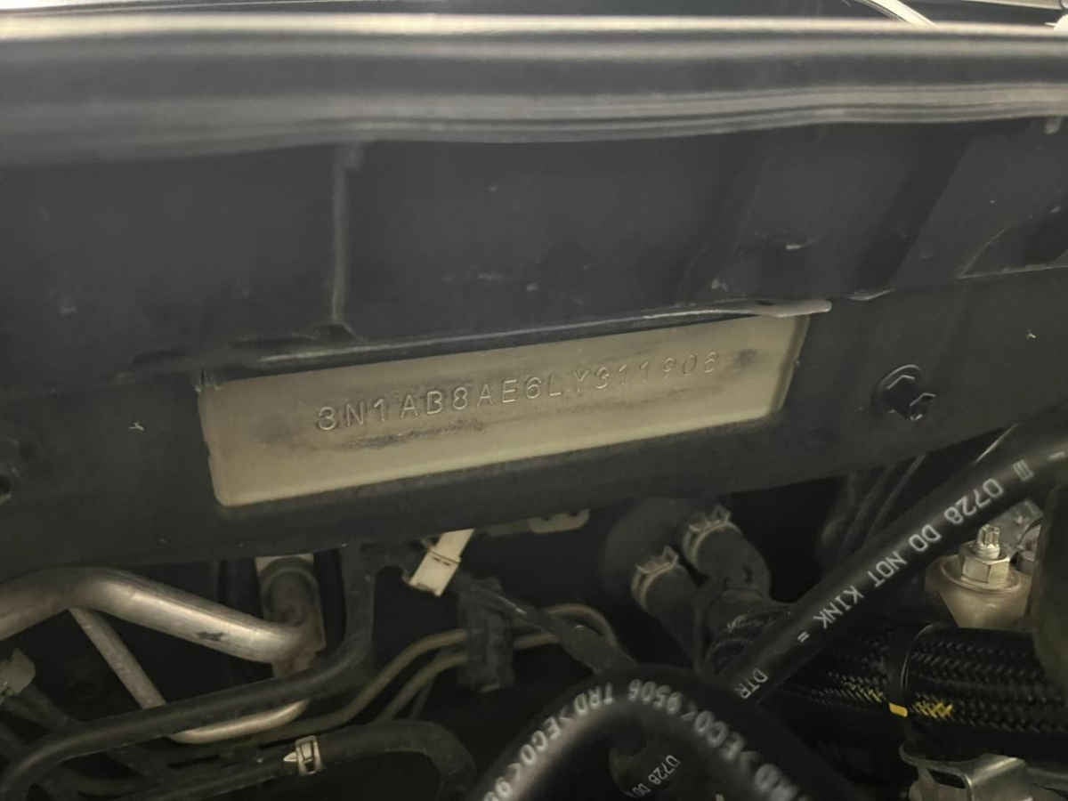 2020 Nissan Sentra 4p Advance L4/2.0/T Man