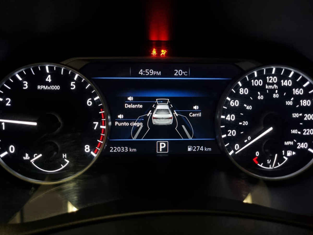 2023 Nissan Sentra 4p SR Platinum L4/2.0 Aut