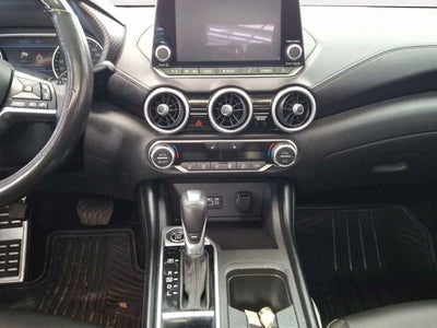 2025 Nissan Sentra 4p SR Platinum Bi-tono L4/2.0 Aut