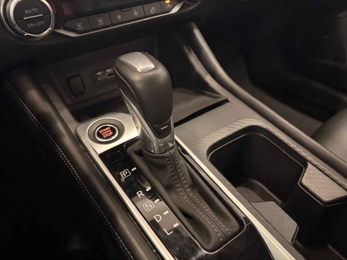 2024 Nissan Sentra 4p SR Platinum L4/2.0 Aut