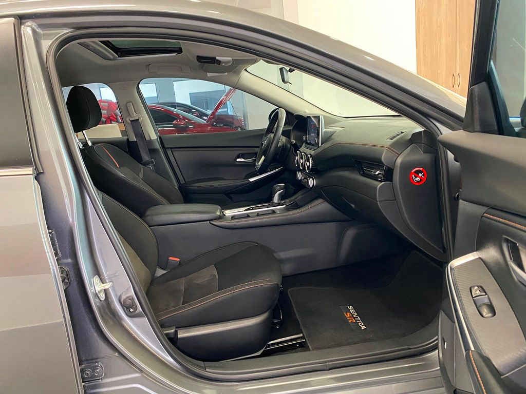 2023 Nissan Sentra 4p SR L4/2.0 Aut