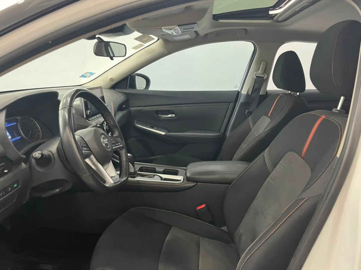 2022 Nissan Sentra 4p SR L4/2.0 Aut
