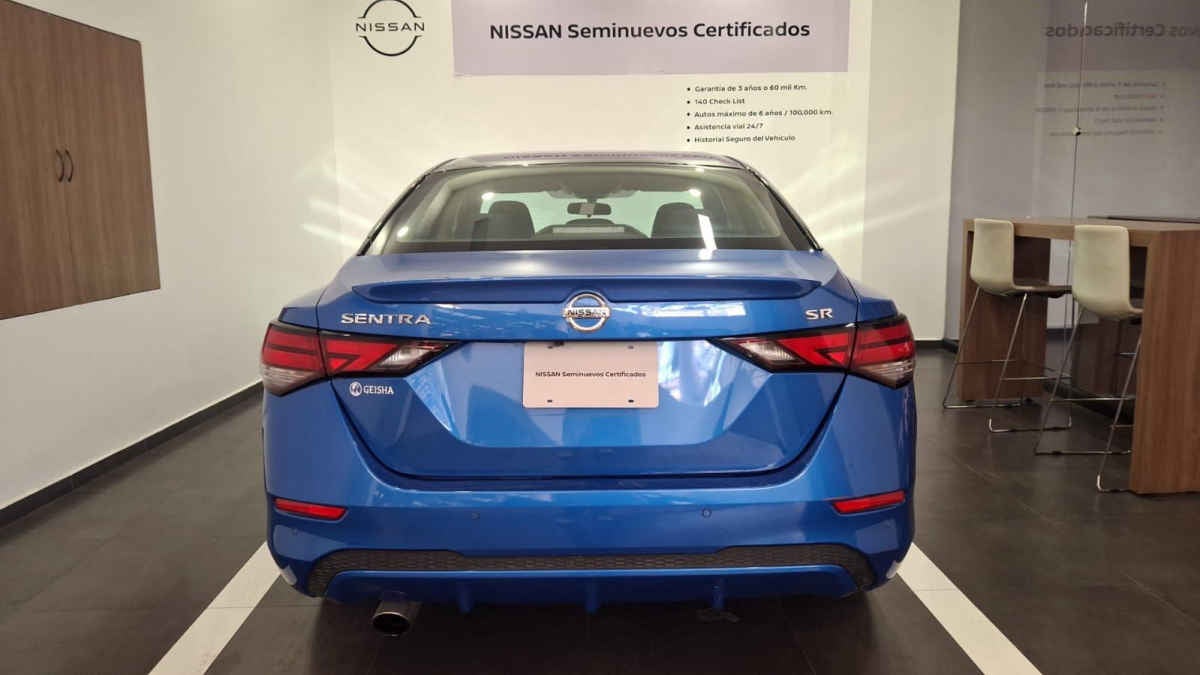 2023 Nissan Sentra 4p SR L4/2.0 Aut