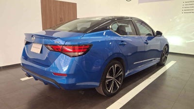 2023 Nissan Sentra 4p SR L4/2.0 Aut