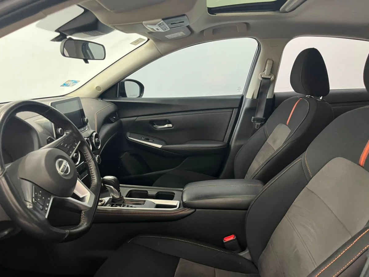 2023 Nissan Sentra 4p SR L4/2.0 Aut