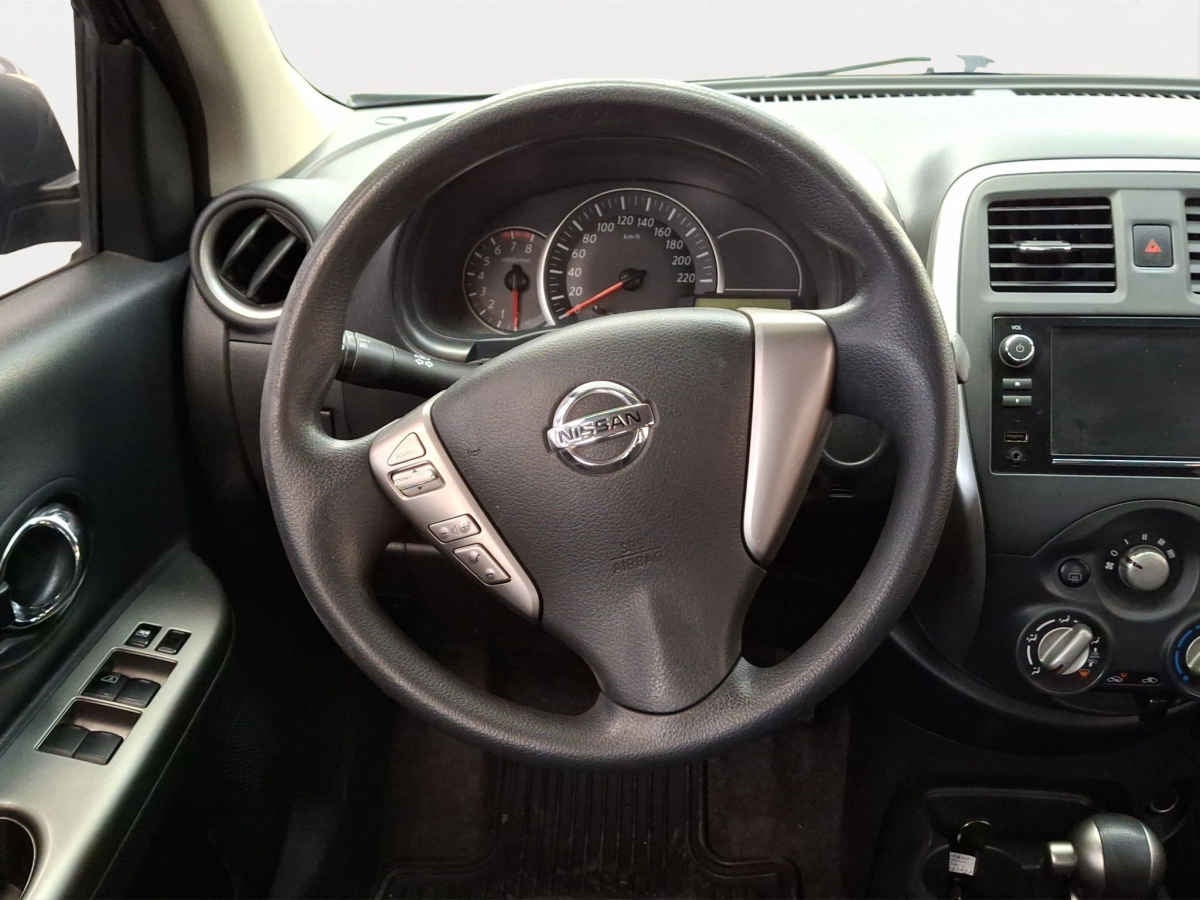 2019 Nissan March 5p Advance L4/1.6 Aut