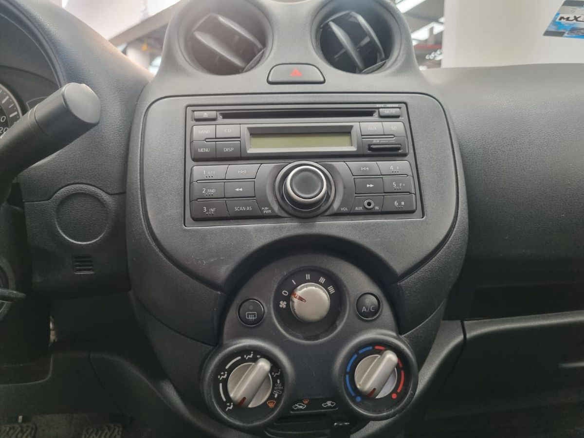 2020 Nissan March 5p Active L4/1.6 Man A/A