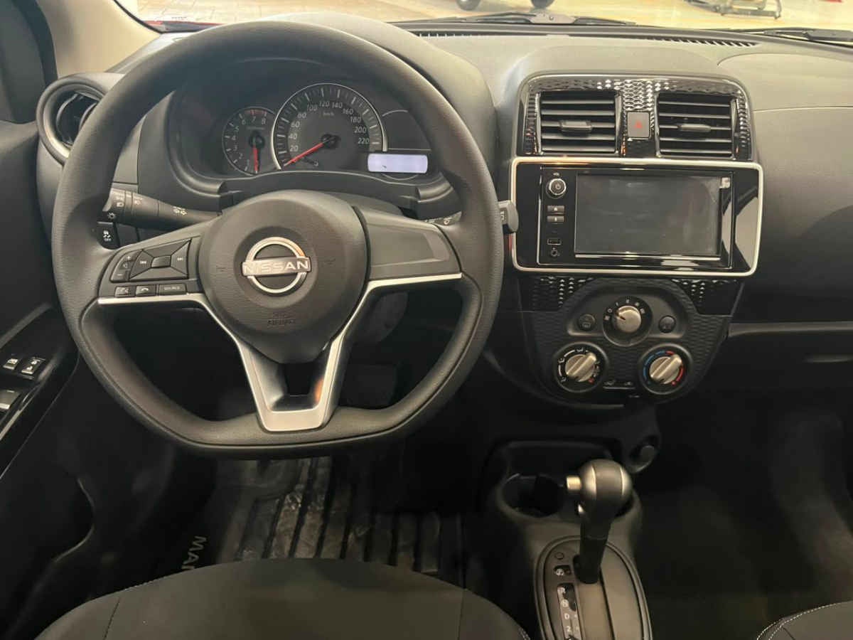 2025 Nissan March 5p Advance L4/1.6 Aut