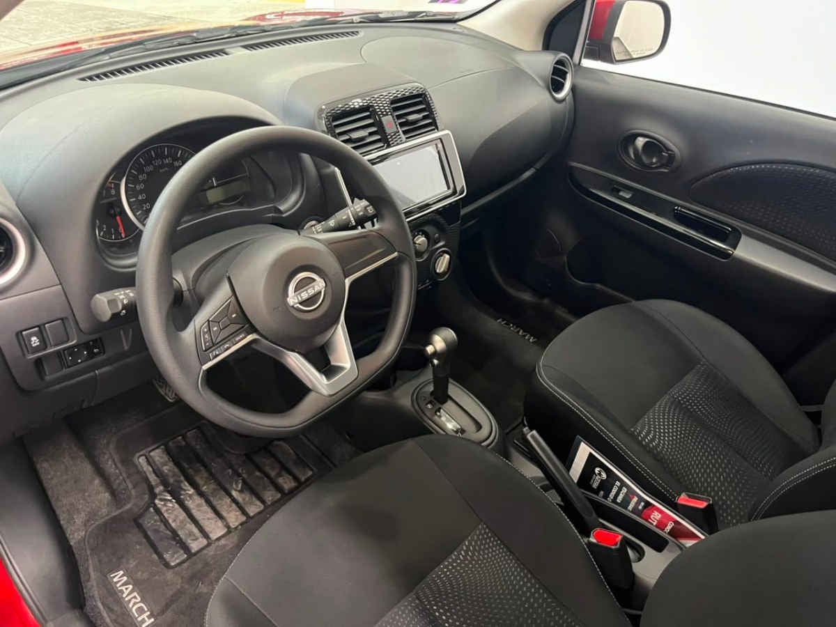 2025 Nissan March 5p Advance L4/1.6 Aut