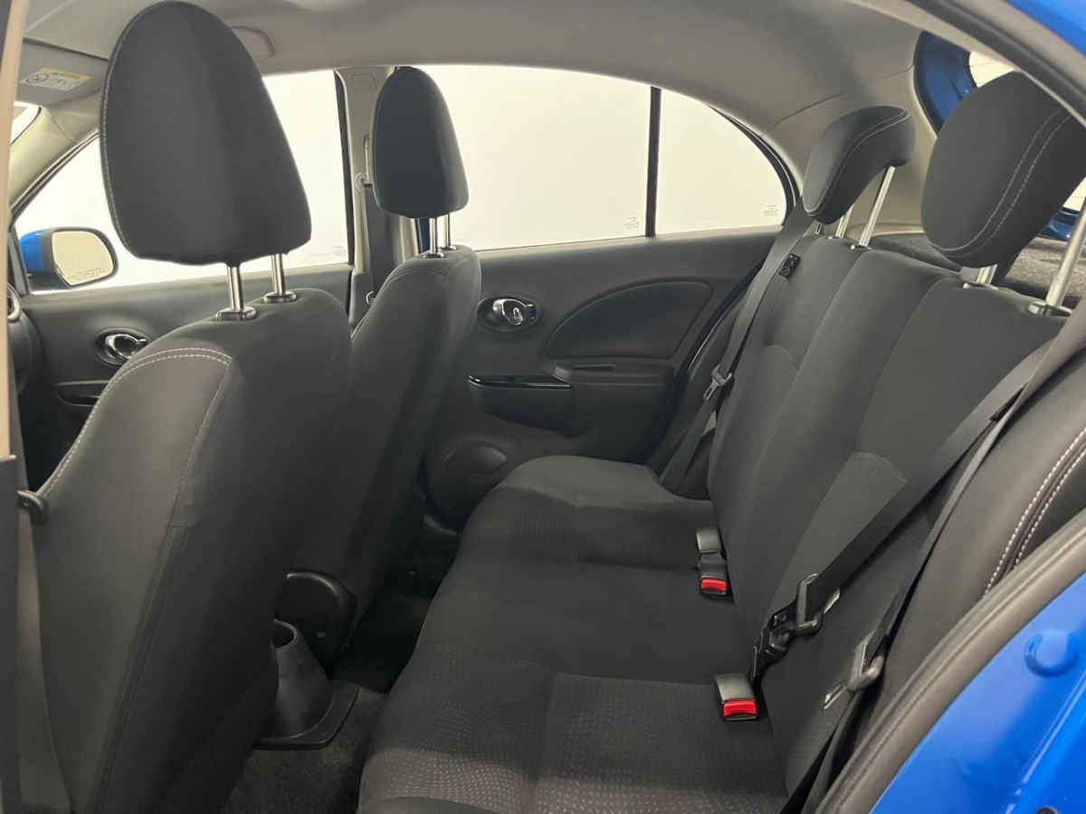 2022 Nissan March 5p Advance L4/1.6 Man