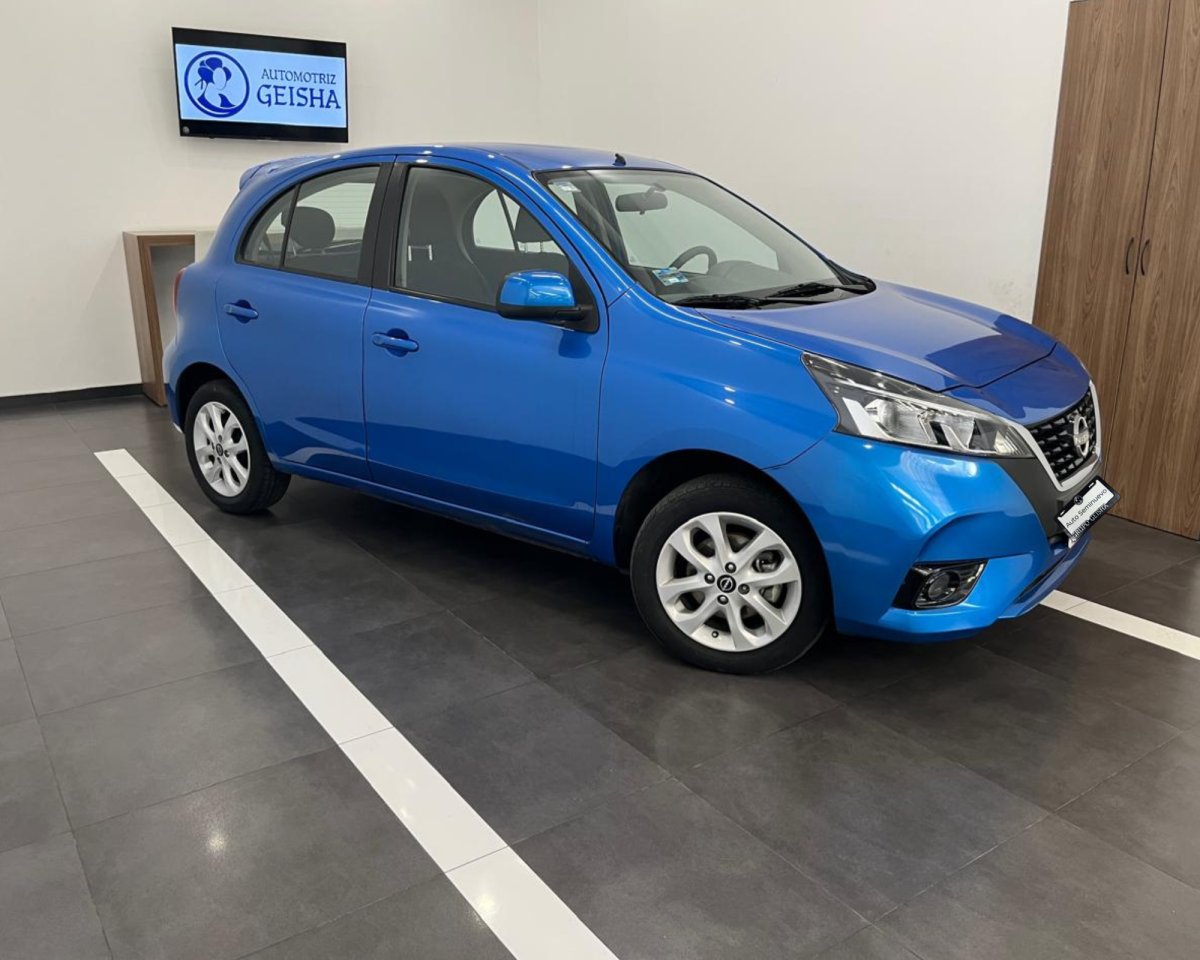 2022 Nissan March 5p Advance L4/1.6 Man