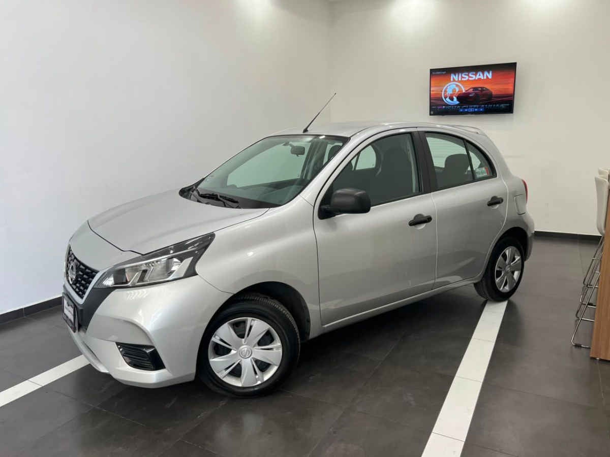 2024 Nissan March 5p Sense L4/1.6 Man