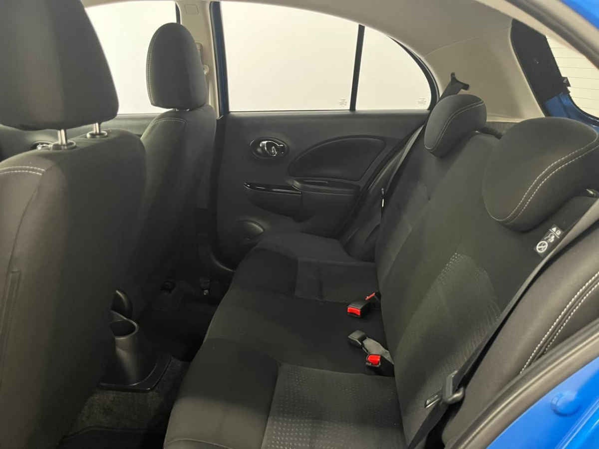 2023 Nissan March 5p Exclusive Bitono L4/1.6 Aut
