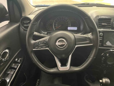2023 Nissan March 5p Exclusive Bitono L4/1.6 Aut