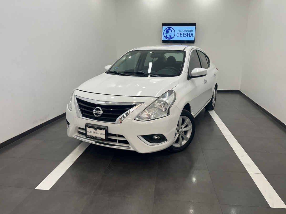 2018 Nissan Versa 4p Advance L4/1.6 Aut