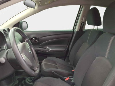 2022 Nissan V-Drive 4p L4/1.6 Man