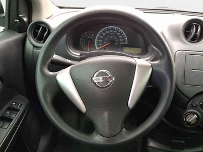 2022 Nissan V-Drive 4p L4/1.6 Man