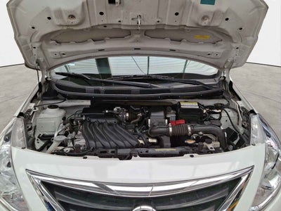 2022 Nissan V-Drive 4p L4/1.6 Man